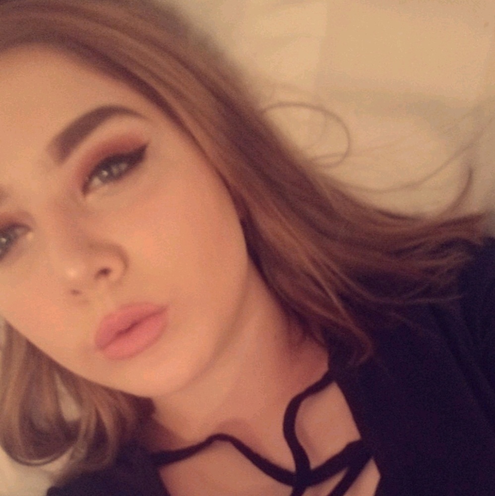 Meet your Posher, Lilly